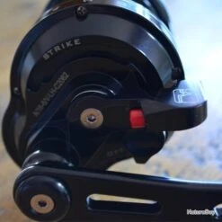 Alutecnos Gorilla 8V Noir Main Gauche (LF) -Daiwaori Magasin 00005 Alutecnos Gorilla 8V Noir Main Gauche LF