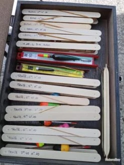 Caisse Siège Sur Chariot Avec Accessoires Pour Pêche -Daiwaori Magasin 00005 Caisse siege sur chariot avec accessoires pour peche