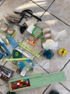 Lot Accessoires De Pêche Environ 12 Kilos -Daiwaori Magasin 00008 Lot accessoires de peche environ 12 kilos