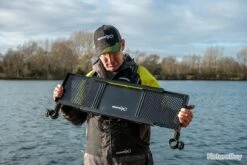 Déserte Matrix Slim Extending Side Tray -Daiwaori Magasin 00012 Deserte Matrix slim extending side tray