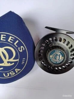 Moulinet Mouche ROSS CANYON N°1 (made In USA).Jamais Servi. Noir Anodisé. Large Arbor. Soie 0 à 3. 17 Moulinet Mouche ROSS CANYON N°1 (made In USA).Jamais Servi. Noir Anodisé. Large Arbor. Soie 0 à 3. -Daiwaori Magasin 00031 Moulinet mouche ROSS CANYON N 1 made in USA .Jamais servi. Noir anodise. Large arbor. Soie 0 a 3