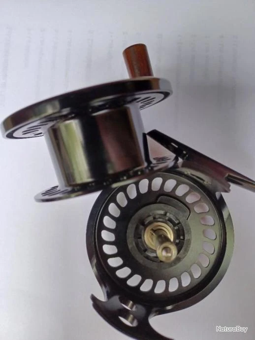 Moulinet Mouche ROSS CANYON N°1 (made In USA).Jamais Servi. Noir Anodisé. Large Arbor. Soie 0 à 3. 11 Moulinet Mouche ROSS CANYON N°1 (made In USA).Jamais Servi. Noir Anodisé. Large Arbor. Soie 0 à 3. – Image 9